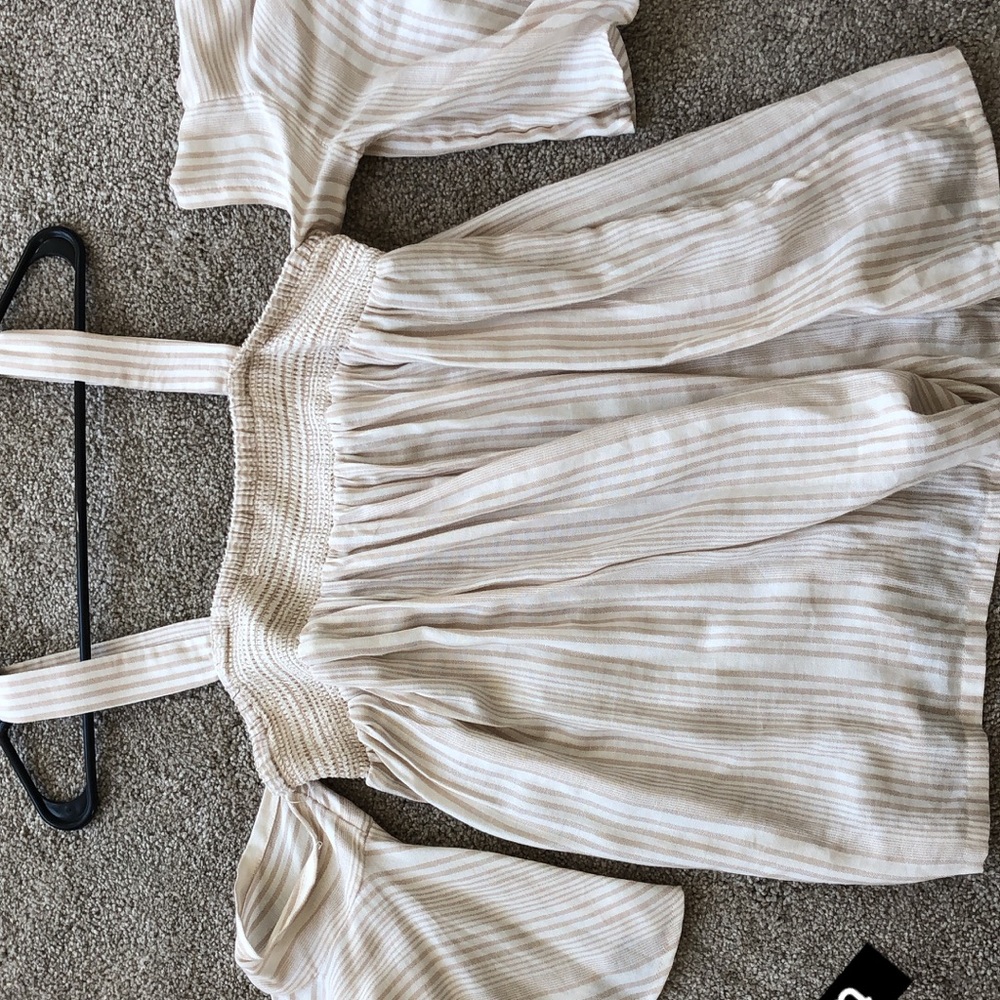 Cold shoulder bell sleeve